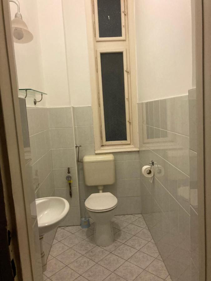 Appartamento Elegance In The Heart Budapest Esterno foto